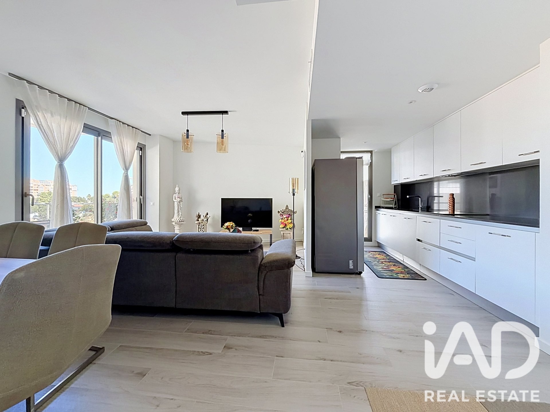 Appartamento a Denia, Alicante, Spagna 3 camere da letto, 105 mq. N° 195014