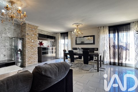 Penthouse w El Vendrell, Tarragona, Hiszpania 3 sypialnie, 155 mkw. nr 172655 – zdjęcie 6