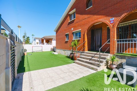 Casa in vendita a El Vendrell, Tarragona, Spagna 6 camere da letto, 227 mq. N° 172651 - foto 17