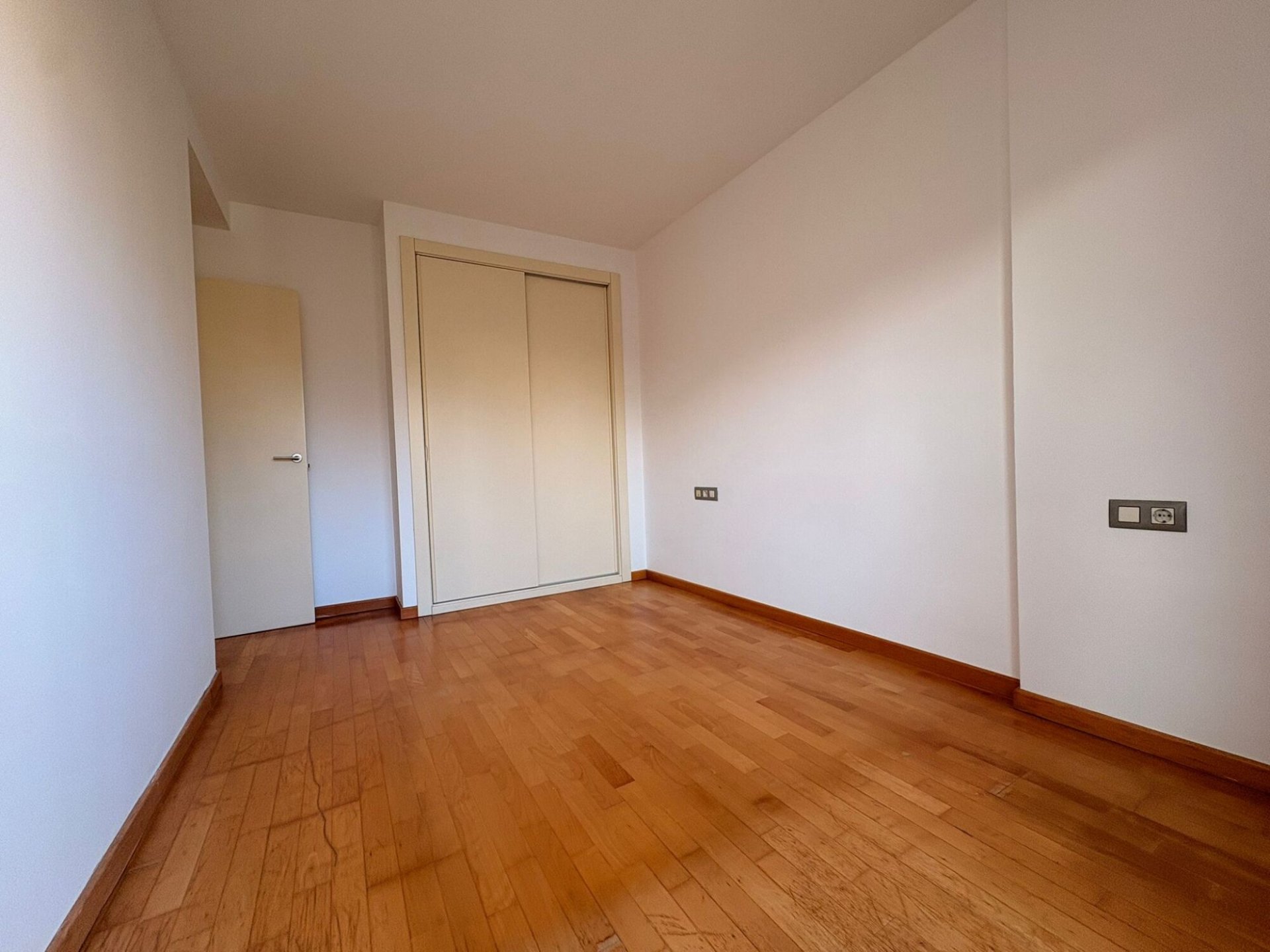 Lägenhet i Girona, Spanien 2 sovrum, 97 kvm. Nr. 161648