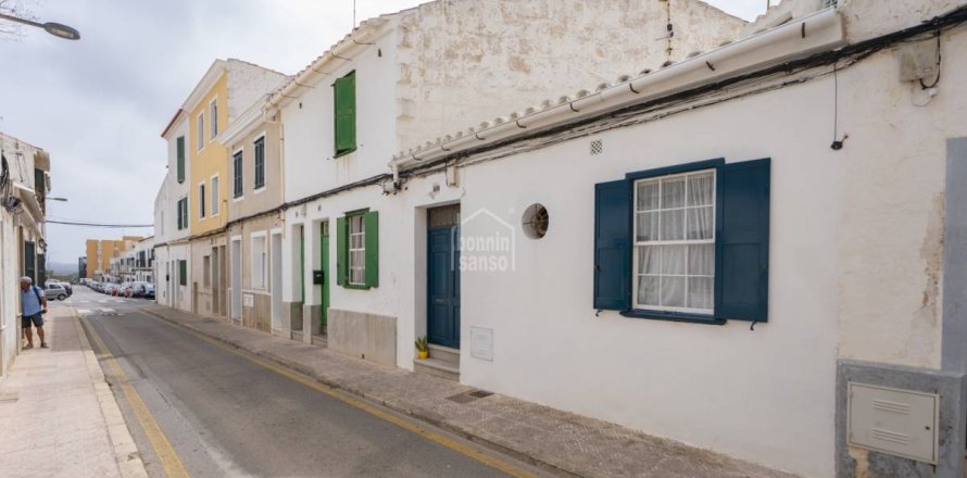Townhouse à Mahon, Menorca, Espagne 3 chambres, 82 m2 No. 161649
