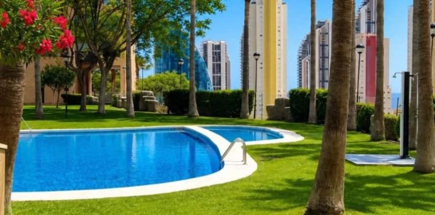 Apartamento en Benidorm, Alicante, España 2 dormitorios, 113 m2 No. 190817