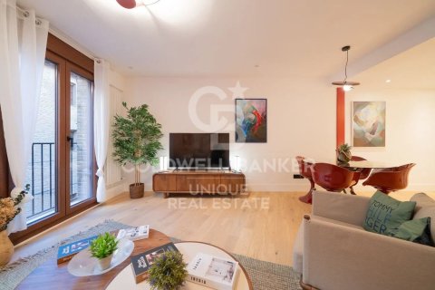 Apartment à vendre à Madrid, Espagne, 2 chambres, 120 m2 No. 157059 - photo 4