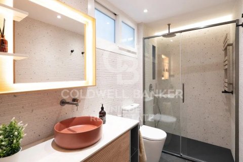 Apartment à vendre à Madrid, Espagne, 2 chambres, 120 m2 No. 157059 - photo 13