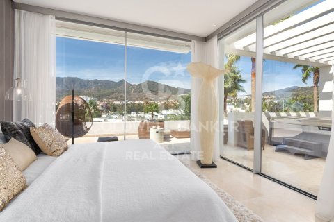 Villa till salu i Marbella, Malaga, Spanien 3 sovrum, 405 kvm. Nr. 156840 - foto 13