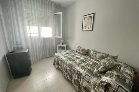 Huoneisto myytävänä Torrevieja, Alicante, Espanja, 3 makuuhuonetta, 91 m2 No. 137986 - kuva 22