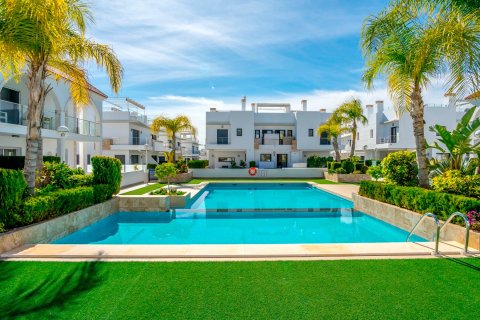 Lägenhet till salu i Ciudad Quesada, Alicante, Spanien 2 sovrum, 85 kvm. Nr. 137988 - foto 28