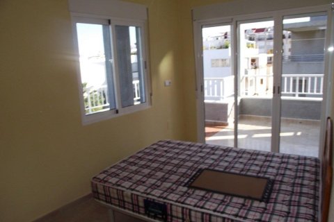 Penthouse à vendre à Torrevieja, Alicante, Espagne, 2 chambres, 97 m2 No. 190791 - photo 17