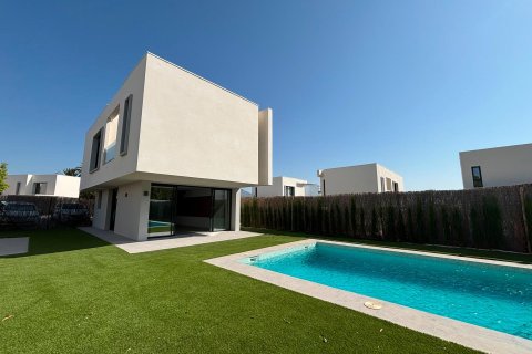 Villa zum Verkauf in La Font, Alicante, Spanien 3 Schlafzimmer, 220 m2 Nr. 190792 - Foto 2