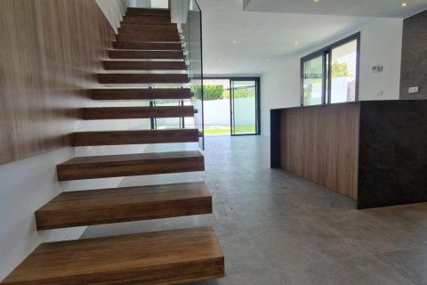 Huvila myytävänä La Font, Alicante, Espanja, 3 makuuhuonetta, 220 m2 No. 190792 - kuva 11