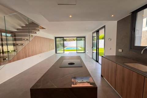 Villa zum Verkauf in La Font, Alicante, Spanien 3 Schlafzimmer, 220 m2 Nr. 190792 - Foto 8