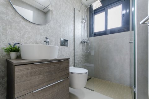 Продажа виллы в Сан-Мигель-де-Салинас, Аликанте, Испания 4 спальни, 135м2 №165105 - фото 17