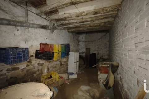 House for sale in Batea, Tarragona, Spain 8 bedrooms, 924 sq.m. No. 185585 - photo 13