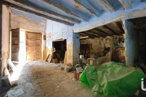 House for sale in Batea, Tarragona, Spain 8 bedrooms, 924 sq.m. No. 185585 - photo 4