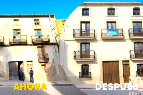 Casa a Batea, Tarragona, Spagna 8 camere da letto, 924 mq. N° 185585