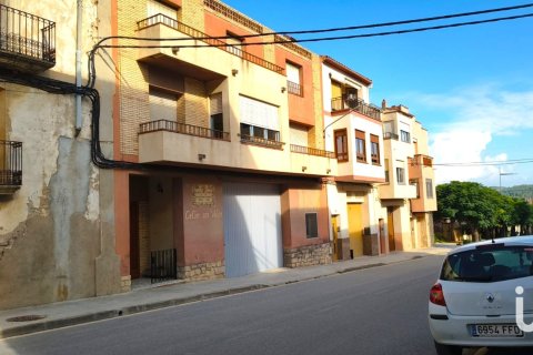 House for sale in Batea, Tarragona, Spain 8 bedrooms, 924 sq.m. No. 185585 - photo 22
