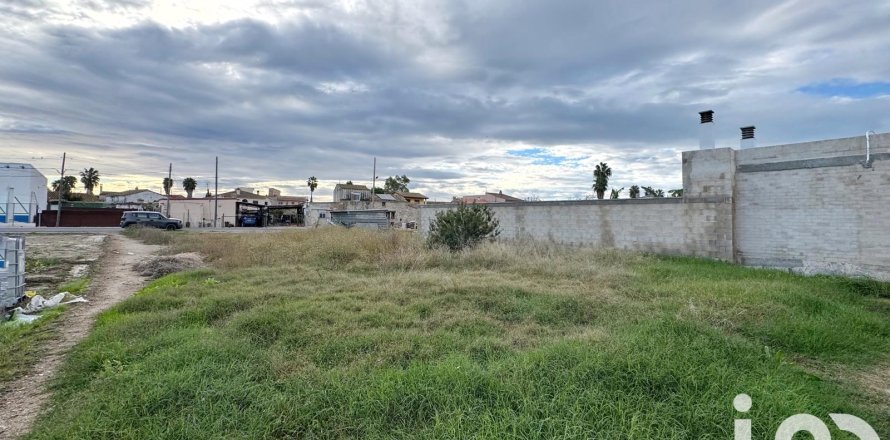 Terreno a Deltebre, Tarragona, Spagna 689 mq. N° 185583