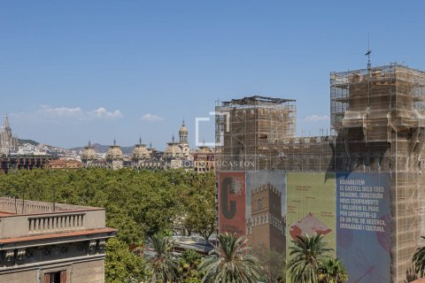 Takvåning till salu i Barcelona, Spanien 4 sovrum, 117 kvm. Nr. 194284 - foto 23