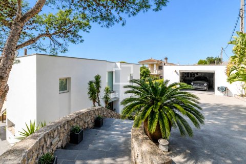 Villa till salu i Sitges, Barcelona, Spanien 4 sovrum, 193 kvm. Nr. 194288 - foto 5