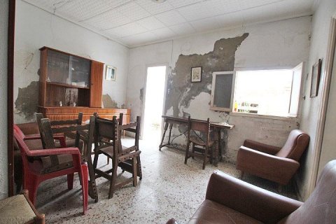 Townhouse for sale in Guardamar del Segura, Alicante, Spain 3 bedrooms, 128 sq.m. No. 183644 - photo 3