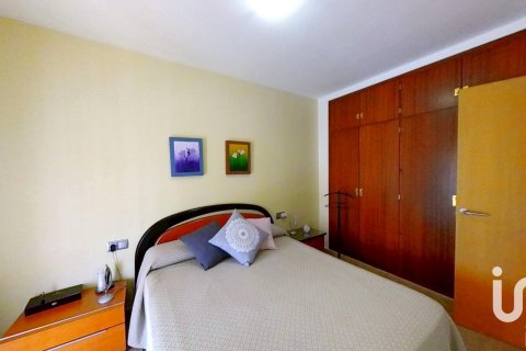 Kaupunkipientalo myytävänä El Vendrell, Tarragona, Espanja, 4 makuuhuonetta, 184 m2 No. 153409 - kuva 22