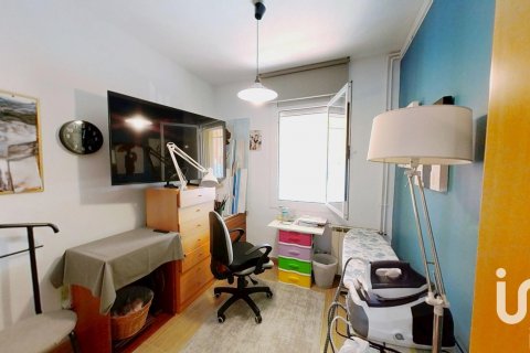 Kaupunkipientalo myytävänä El Vendrell, Tarragona, Espanja, 4 makuuhuonetta, 184 m2 No. 153409 - kuva 19