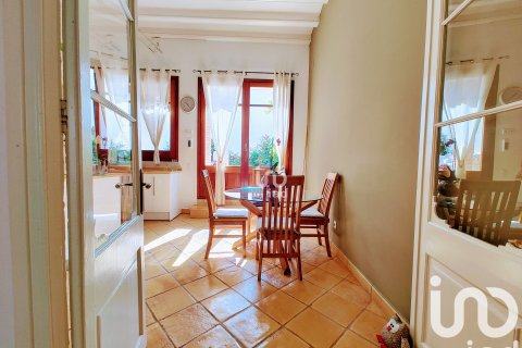 Villa zum Verkauf in Canet de Mar, Barcelona, Spanien 3 Schlafzimmer, 195 m2 Nr. 153411 - Foto 7