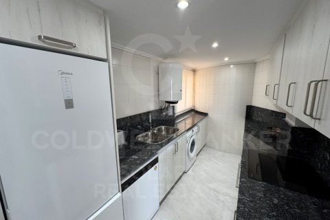 Lägenhet för uthyrning i Javea, Alicante, Spanien 2 sovrum, 120 kvm. Nr. 178423 - foto 11