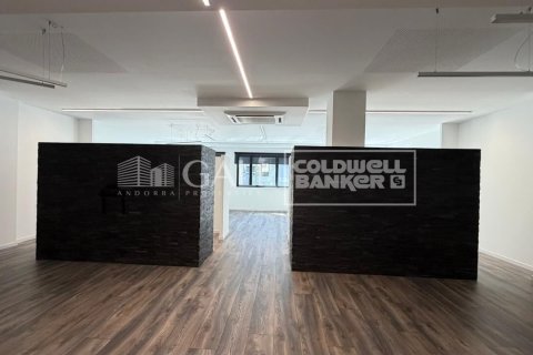 Toimisto vuokrattavana Principado De Andorra (Ninguna Poblacion Tiene C.P.), Lleida, Espanja , 112 m2 No. 178422 - kuva 6