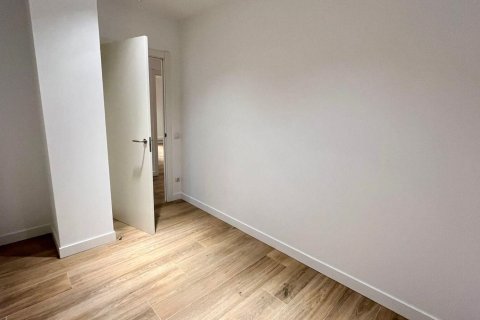 Toimisto vuokrattavana Principado De Andorra (Ninguna Poblacion Tiene C.P.), Lleida, Espanja , 115 m2 No. 178421 - kuva 9