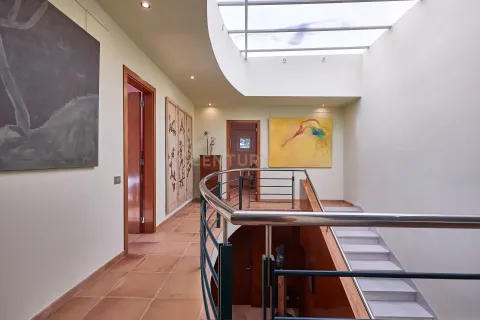House for sale in Premia De Dalt, Barcelona, Spain 5 bedrooms, 407 sq.m. No. 167017 - photo 20