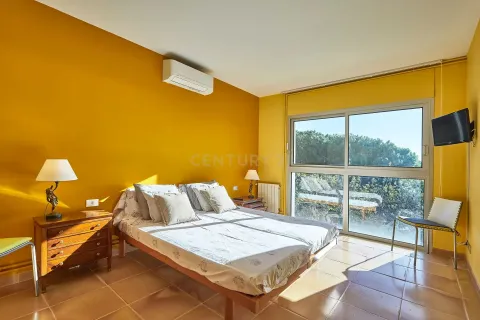 House for sale in Premia De Dalt, Barcelona, Spain 5 bedrooms, 407 sq.m. No. 167017 - photo 26