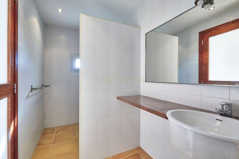 House for sale in Premia De Dalt, Barcelona, Spain 5 bedrooms, 407 sq.m. No. 167017 - photo 30