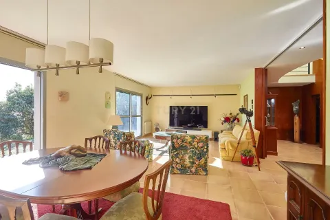House for sale in Premia De Dalt, Barcelona, Spain 5 bedrooms, 407 sq.m. No. 167017 - photo 9