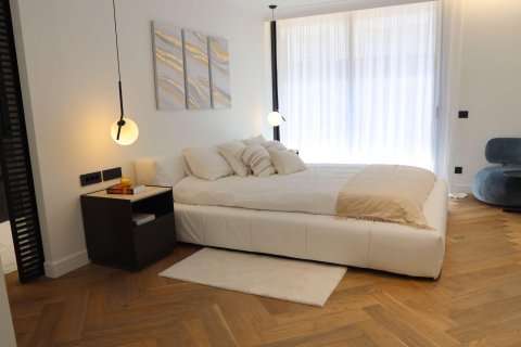 Huoneisto myytävänä Barcelona, Espanja, 4 makuuhuonetta, 362 m2 No. 167021 - kuva 26