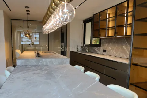 Huoneisto myytävänä Barcelona, Espanja, 4 makuuhuonetta, 362 m2 No. 167021 - kuva 12