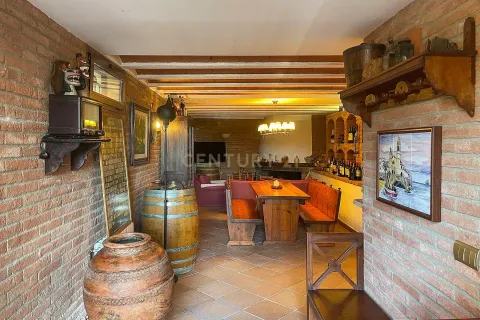 House à vendre à Sant Pere de Ribes, Barcelona, Espagne, 5 chambres, 501 m2 No. 167019 - photo 28