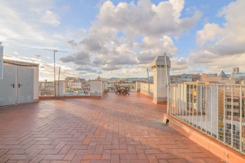 Apartment for sale in Barcelona, Spain 3 bedrooms, 150 sq.m. No. 167018 - photo 27