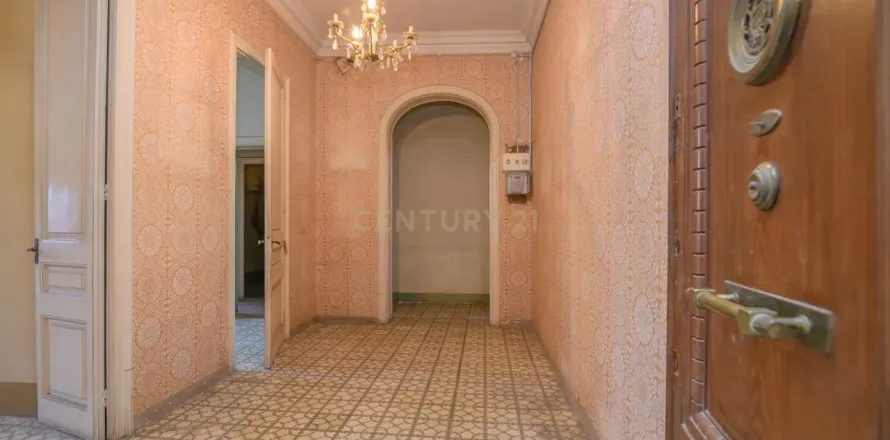 Apartment in Barcelona, Spain 3 bedrooms, 150 sq.m. No. 167018