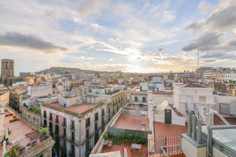 Apartment for sale in Barcelona, Spain 3 bedrooms, 150 sq.m. No. 167018 - photo 28