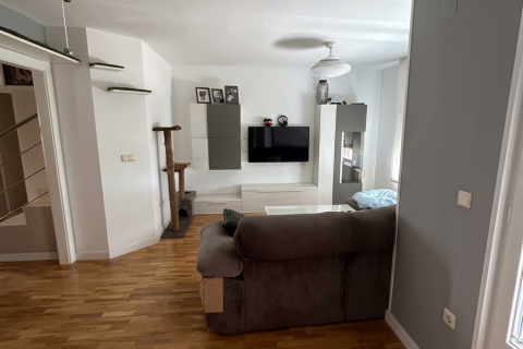 Townhouse à vendre à San Andres del Rabanedo, Leon, Espagne, 5 chambres, 153 m2 No. 188028 - photo 8
