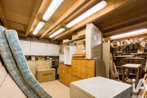 Продажа коммерческой недвижимости в Корнелья-де-Льобрегат, Барселона, Испания 154м2 №188030 - фото 5