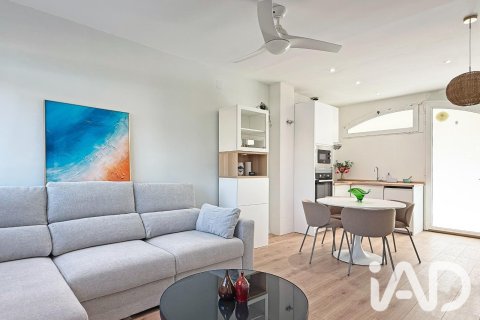 Huoneisto myytävänä Sitges, Barcelona, Espanja, 2 makuuhuonetta, 45 m2 No. 188034 - kuva 7