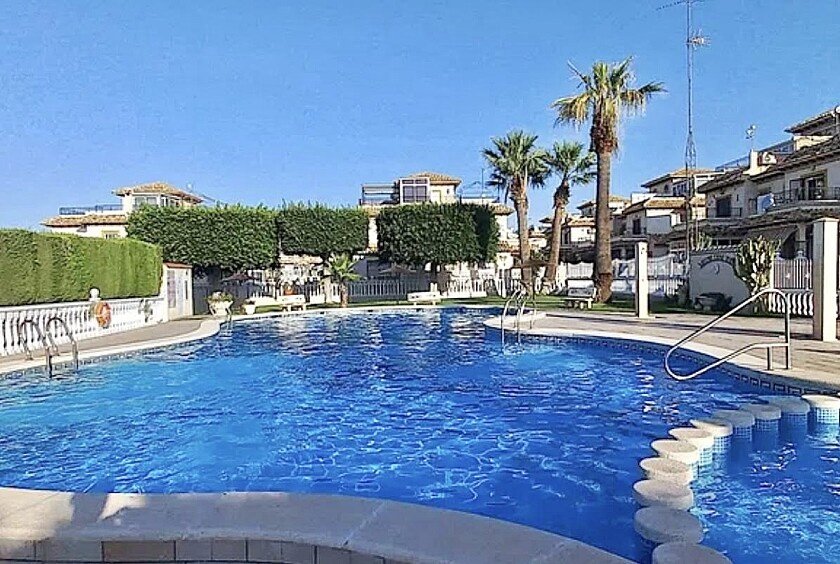 Villa in Playa Flamenca II, Alicante, Spanien 2 Schlafzimmer, 75 m2 Nr. 111140