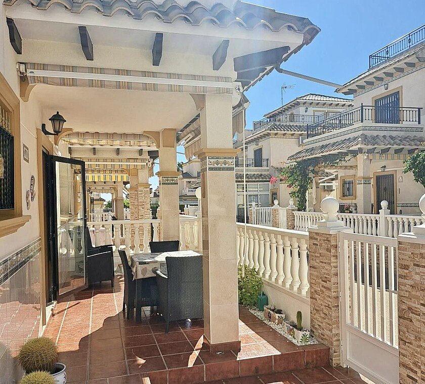Villa in Playa Flamenca II, Alicante, Spanien 2 Schlafzimmer, 75 m2 Nr. 111140