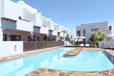 Bungalow Pilar de la Horadada, Alicante, Hiszpania 2 sypialnie, 88 mkw. nr 111134 – zdjęcie 1