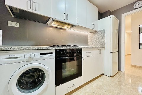 Apartment for sale Torrevieja, Alicante, Spain 3 bedrooms, 92 sq.m. No. 111147 - photo 10