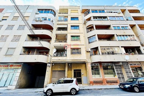 Apartment for sale Torrevieja, Alicante, Spain 3 bedrooms, 92 sq.m. No. 111147 - photo 1