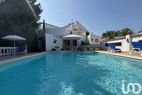 House in Empuriabrava, Girona, Spain 4 bedrooms, 220 sq.m. No. 153872