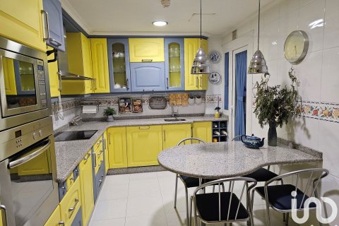 Dzīvoklis pārdošanā Pontevedra, Spānijā 4 istabas, 130 m2 Nr. 153874 - attēls 10